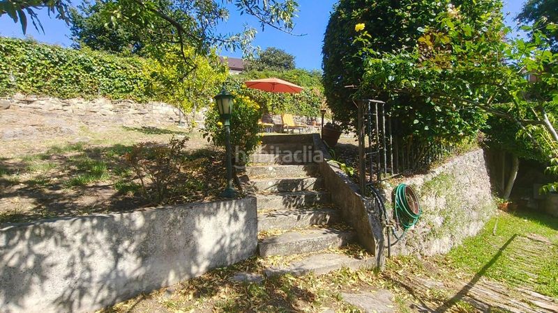 Foto baeb7955-7b54-4c33-bb6a-270bf4dd1f4a. Casa amb aparcament a Moaña