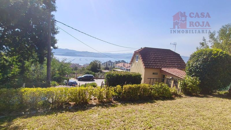 Foto c10ccdbe-e093-42d9-89df-4e233bb7911d. Casa amb aparcament a Moaña