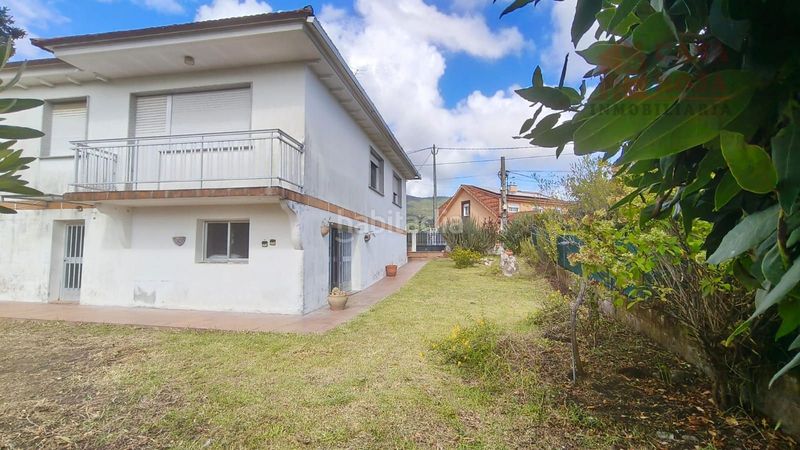 Foto f80bb4df-7d83-49a7-88c5-bbbb5cbc6bc7. Casa a Moaña