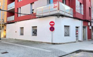 Local Comercial a Cangas Pueblo. Bajo comercial en venta en el centro de cangas do morrazo