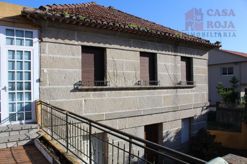 Foto 78ed8c94-ae49-4760-ab48-9ab2aef4f387. Maison avec parking dans Aldán Cangas