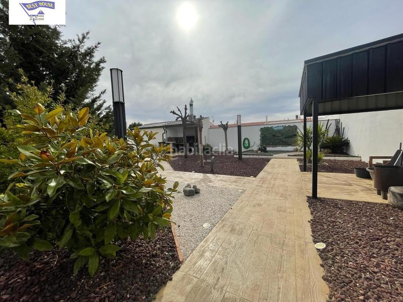 Foto 2fd3a1f8-97e3-4ea3-97cc-8221ea30b2df. Chalet avec chauffage parking piscine dans Balazote