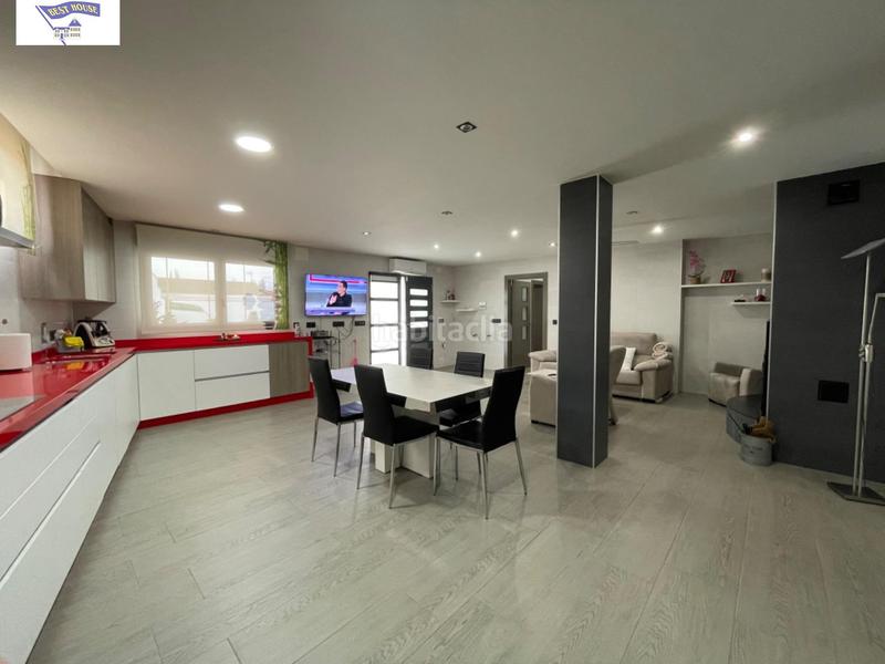 Foto 60a202c0-ed6c-4465-a33f-bc4359c0e8db. Chalet avec chauffage parking piscine dans Balazote