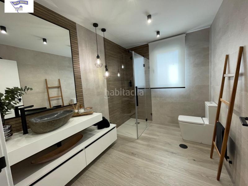 Foto 8a00e3f5-bd1f-4b8c-82dd-dfde94830c2e. Chalet avec chauffage parking piscine dans Balazote