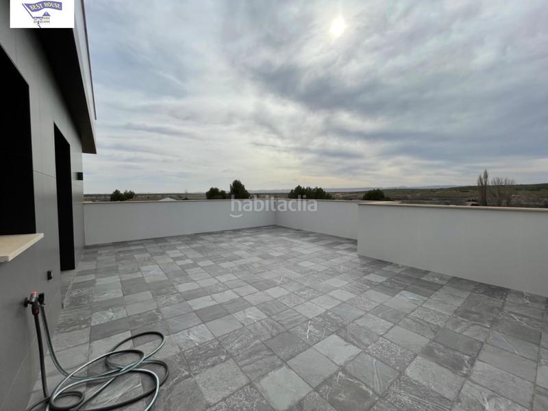 Foto daafb03e-5f6e-4c41-995f-92f908ebc74a. Chalet avec chauffage parking piscine dans Balazote