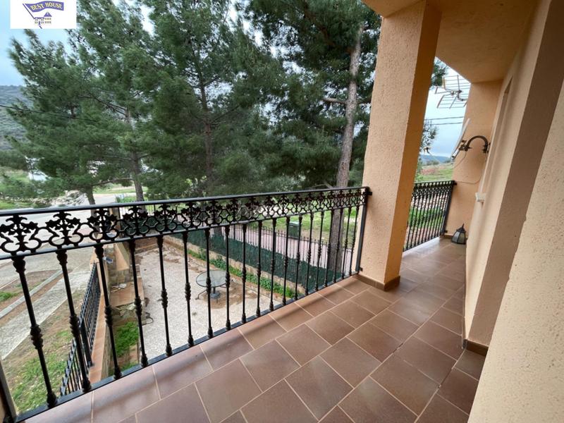 Foto 24d52ac7-e817-4c8c-8e93-d12d7d487973. Masia amb aparcament a Alcaraz