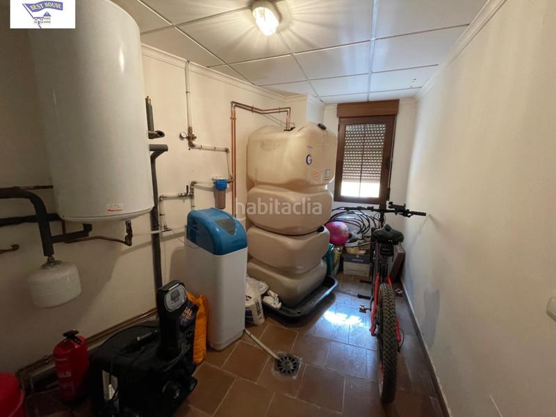 Foto 3e22d97e-9865-46f0-8440-dadf8ac324b6. Masia amb aparcament a Alcaraz