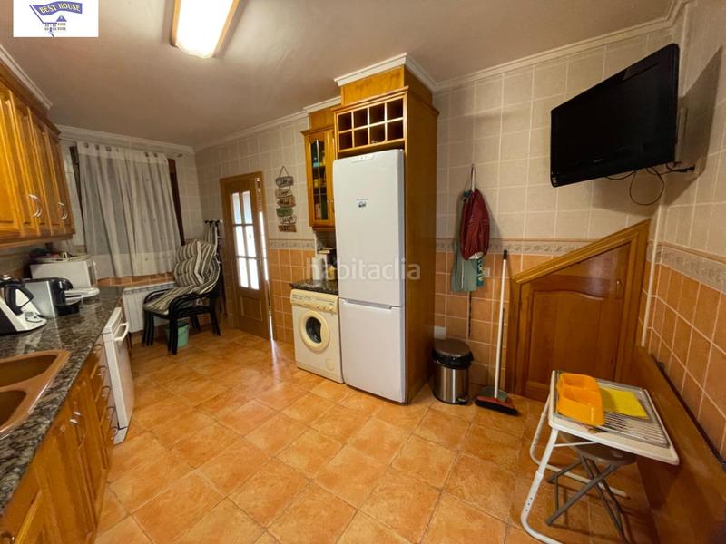 Foto 512c7ab7-28c6-4850-90ac-dd2a92072c76. Masia amb aparcament a Alcaraz