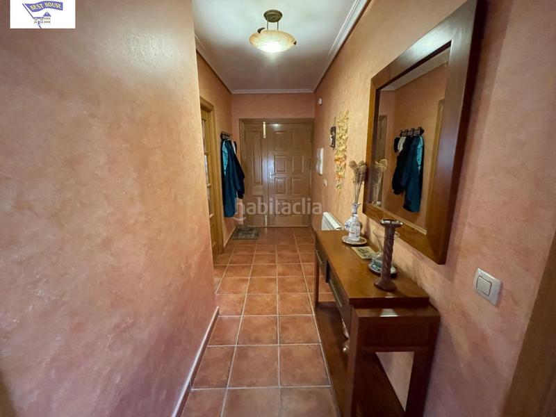 Foto 6f154437-6bda-4001-a1ac-20546b2f5d2f. Masia amb aparcament a Alcaraz