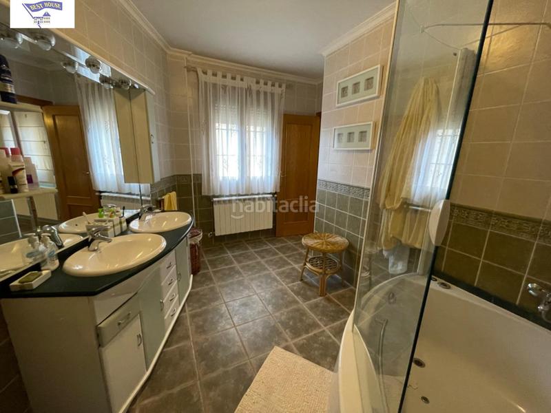 Foto 785705b3-78b0-4d6b-97fd-d1ad1598f5e2. Masia amb aparcament a Alcaraz