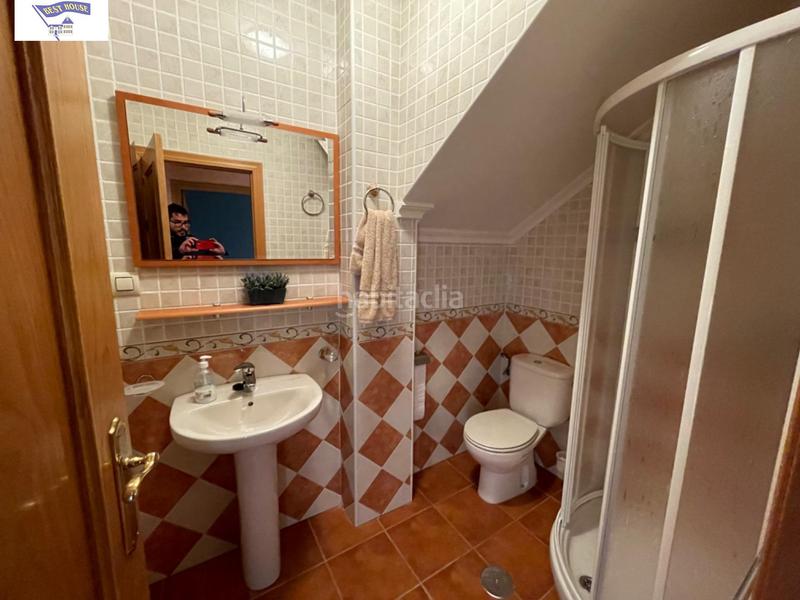 Foto b4559941-476f-4bc8-a65d-0ae4581d001b. Masia amb aparcament a Alcaraz