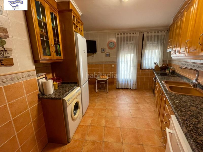 Foto ff9b1ac3-0f5a-4390-86da-39569a9a19e9. Masia amb aparcament a Alcaraz