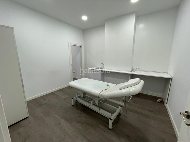 Foto 8da3306f-9f47-423e-bcf4-fe04af239b0b. Location local commercial dans Ensanche - Franciscanos Albacete