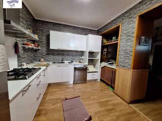 Chalet à Fátima. Casa independiente en fátima