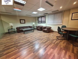 Miete Büro in Centro. Oficina muy cerca del altozano