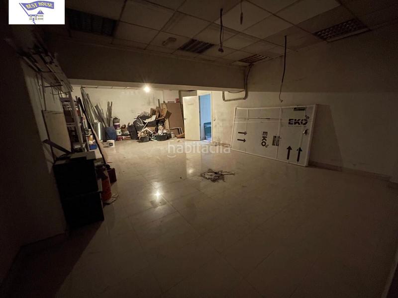 Foto 21bd5a70-e08f-448d-b9d5-061178f6b0f9. Alquiler local comercial amplio local en zona villacerrada en Albacete