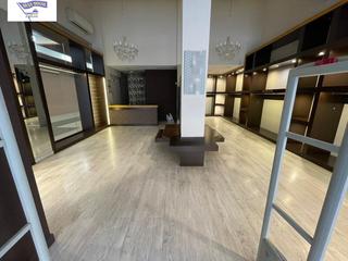 Alquiler Local Comercial en Centro. Local céntrico