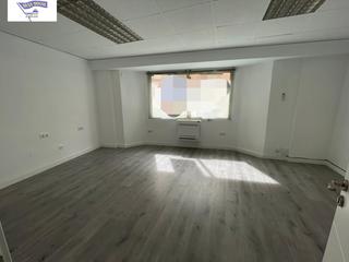 Affitto Ufficio in Carretas - Pajarita. Oficina lista para empezar a trabajar