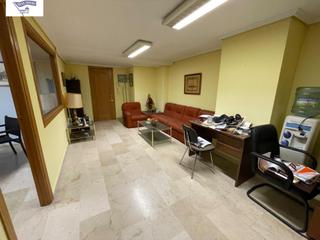 Affitto Ufficio in Carretas - Pajarita. Oficina en venta o alquiler en pleno centro de albacete