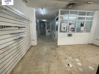 Local Comercial en Ensanche - Franciscanos