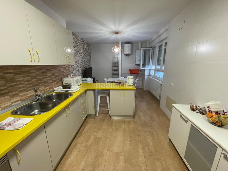 Foto 4c2d4039-42a2-4cb7-b7d8-9a22c6a04dbd. Etagenwohnung mit heizung in Centro Albacete