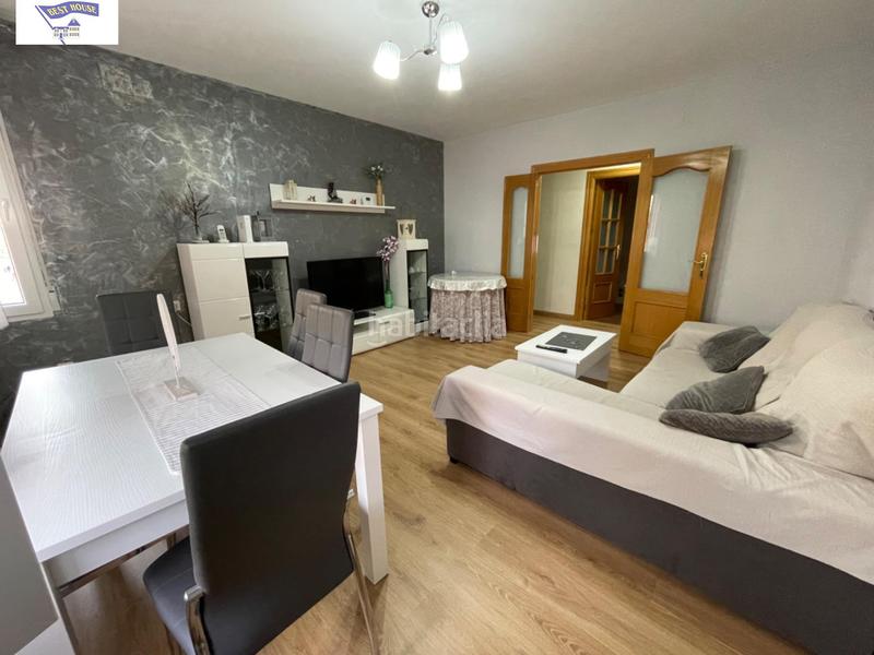 Foto dc0ea190-9348-4491-99ce-2bd4f1468334. Etagenwohnung mit heizung in Centro Albacete