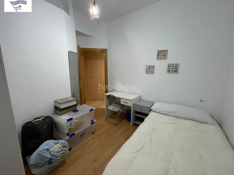 Foto 1d87c552-44f4-4101-bb58-83c041fba991. Flat with heating in Centro Albacete