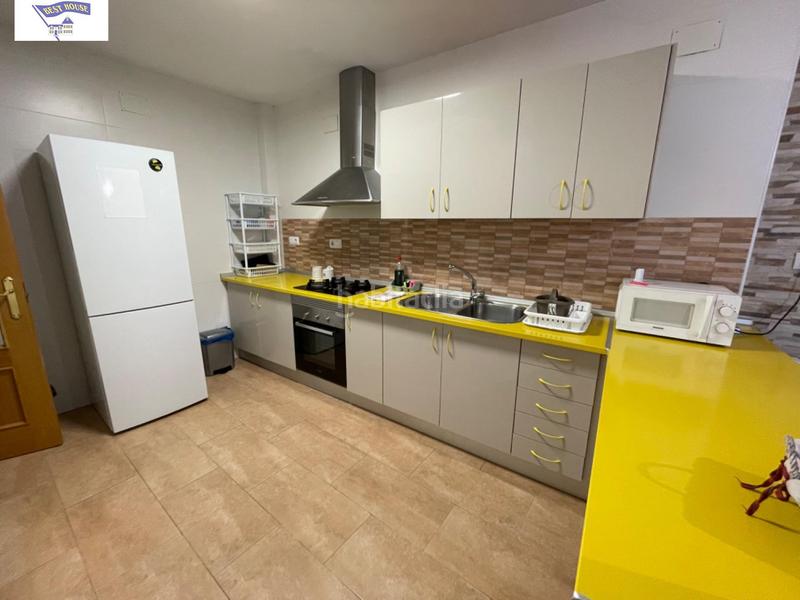 Foto 90570d5a-946f-4639-b91d-0d00e6edeb0c. Piso en Centro Albacete