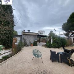 Chalet in Feria. Parcela en ctra. santa ana
