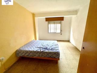 Appartamento en Ensanche - Franciscanos. Piso con ascensor. 3 habitaciones, 1 bao