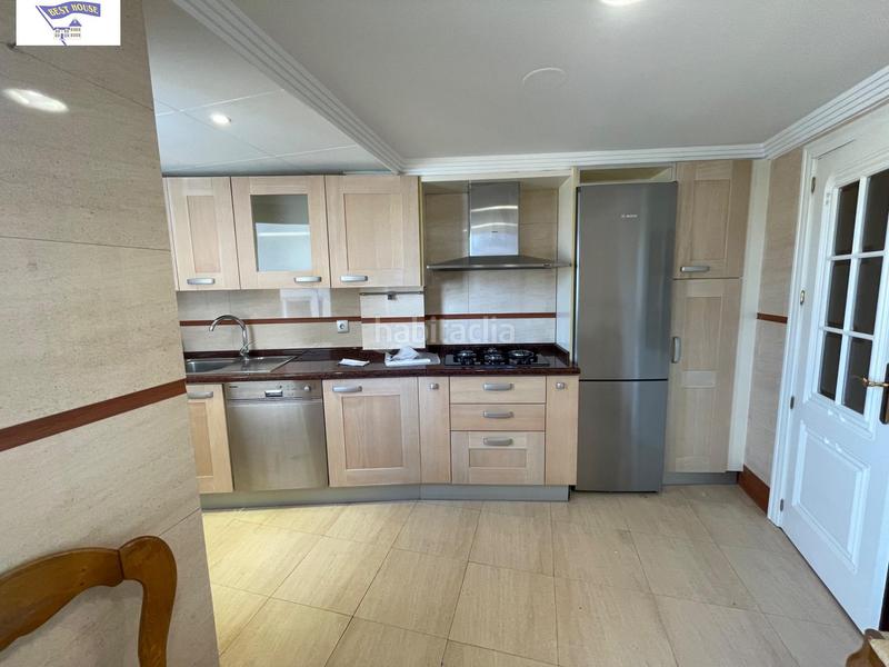 Foto 51765886-4479-4b53-b3b8-985247b42550. Rent flat with heating parking in Centro Albacete