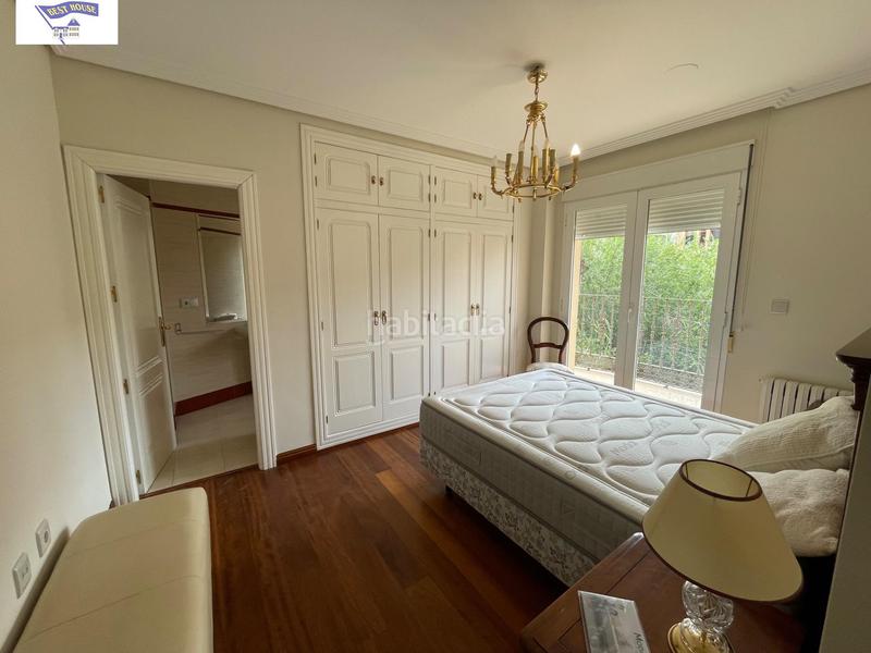 Foto 59fea007-dc84-4fb1-a081-25c0a7155607. Rent flat with heating parking in Centro Albacete