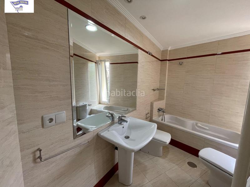 Foto 639c52d1-cb71-4b7a-bfe7-d6258110041a. Rent flat with heating parking in Centro Albacete