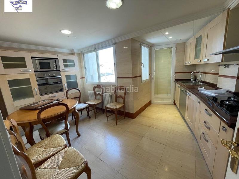 Foto 759042b6-8edc-4110-a9e8-850c59c1ddb0. Rent flat with heating parking in Centro Albacete