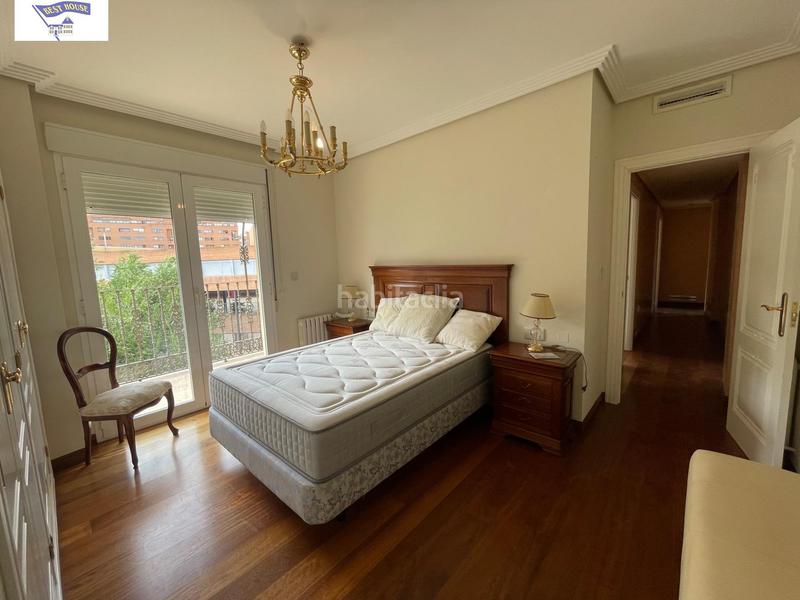 Foto dd951f86-9baa-45a3-8fe8-ebffb395f780. Rent flat with heating parking in Centro Albacete