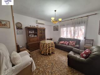 Piccolo appartamento in Fátima. Apartamento zona ensanche