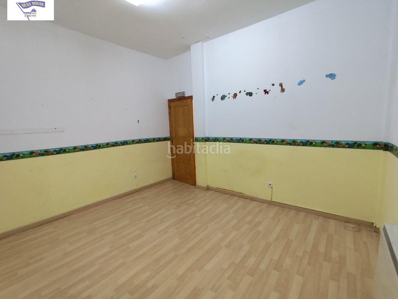 Foto 15fc310a-f2c6-48e8-879d-5711284bb321. Local comercial a Centro Albacete