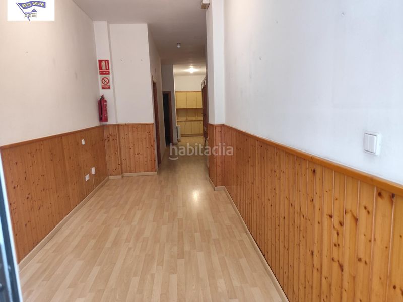Foto 3d8f972c-bc76-40b8-9202-31c1c368af9f. Local comercial a Centro Albacete