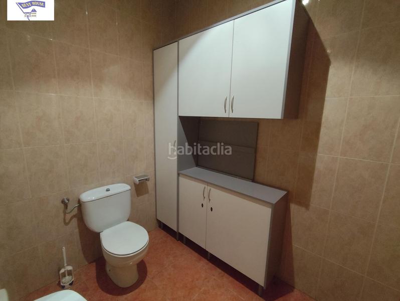 Foto af84cf50-c39a-4d19-8e2b-6ad8c1774def. Rent business premise in Centro Albacete