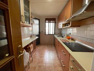 Pis a El Pilar. Piso de tres habitaciones y dos baños en el pilar