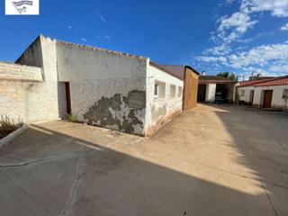 Mas à Pedanías - Extrarradio. Amplia casa de pueblo en aguas nuevas con potencial único