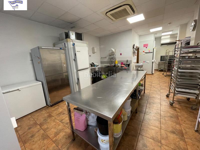 Foto 31882136-daad-454a-a649-cc11ef18f9a1. Location local commercial dans Fátima Albacete