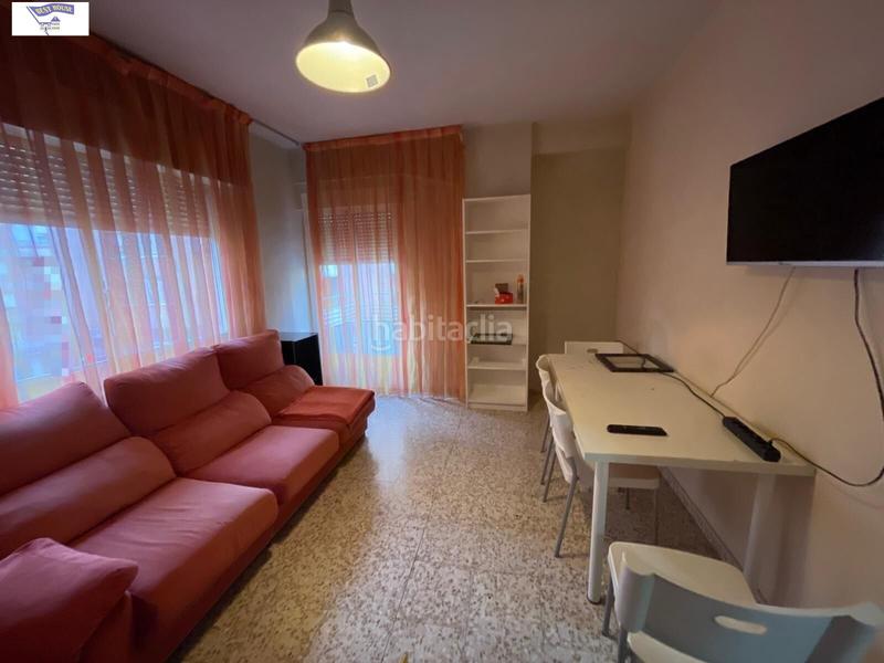 Foto 4f91bd37-a9e4-45f0-b0f2-b4645bfcc2e7. Etagenwohnung mit heizung in Feria Albacete