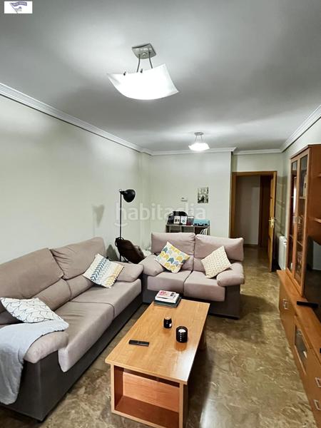 Foto b9f927ae-2ef8-48ff-90cd-482af30bfdd7. Apartament amb aparcament a Industria Albacete