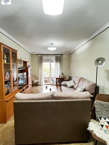 Foto dd5b2c86-0069-4e2c-bbbc-ab640f50ff45. Apartament amb aparcament a Industria Albacete