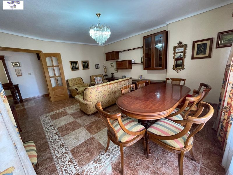 Foto dddcb361-fc12-41d8-a922-65c4692e7c30. Pis amb aparcament a Feria Albacete