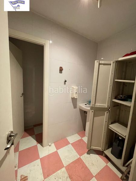 Foto 8ffc6372-9839-4059-af5e-387dc9c42029. Local comercial a Centro Albacete