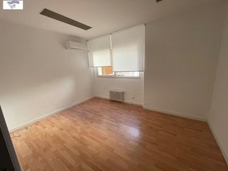 Büro in Centro. Oficina en pleno centro de albacete