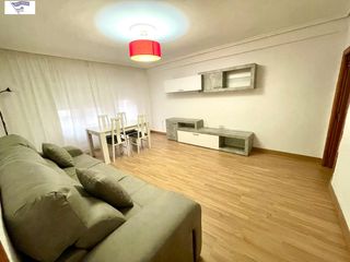 Lloguer Pis a Ensanche - Franciscanos. Piso 4 habitaciones y dos baños para estudiantes