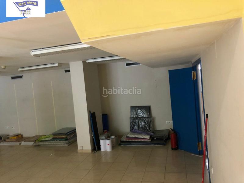 Foto 25eb6354-b7d4-43e8-82a2-c0a2bee10f86. Alquiler local comercial  zona centro en Albacete